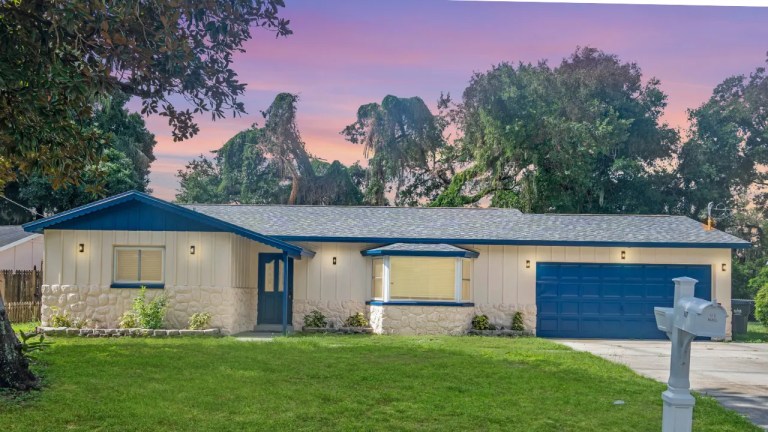 Find Your Dream Home in Brandon, FL – $435,000 Home Just Sold!