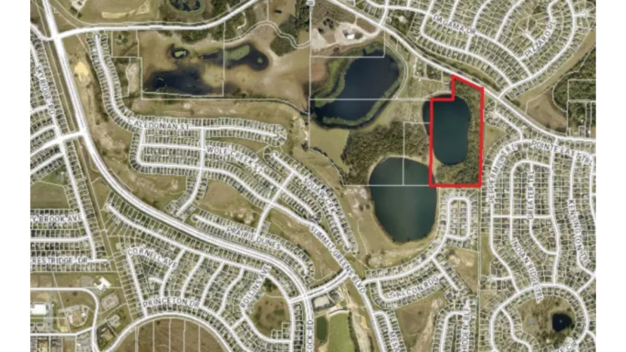 Mirror Lake Gated Community Clermont