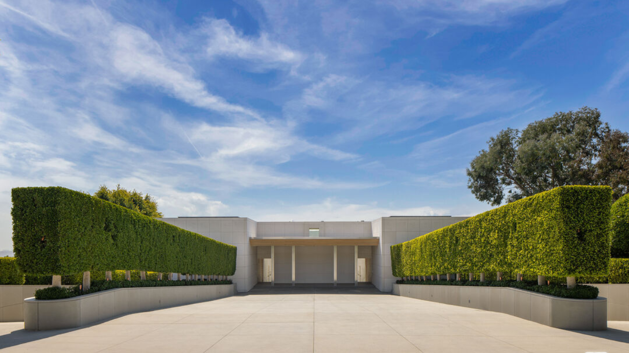 Listed by Kurt Rappaport and Stephen Shapiro