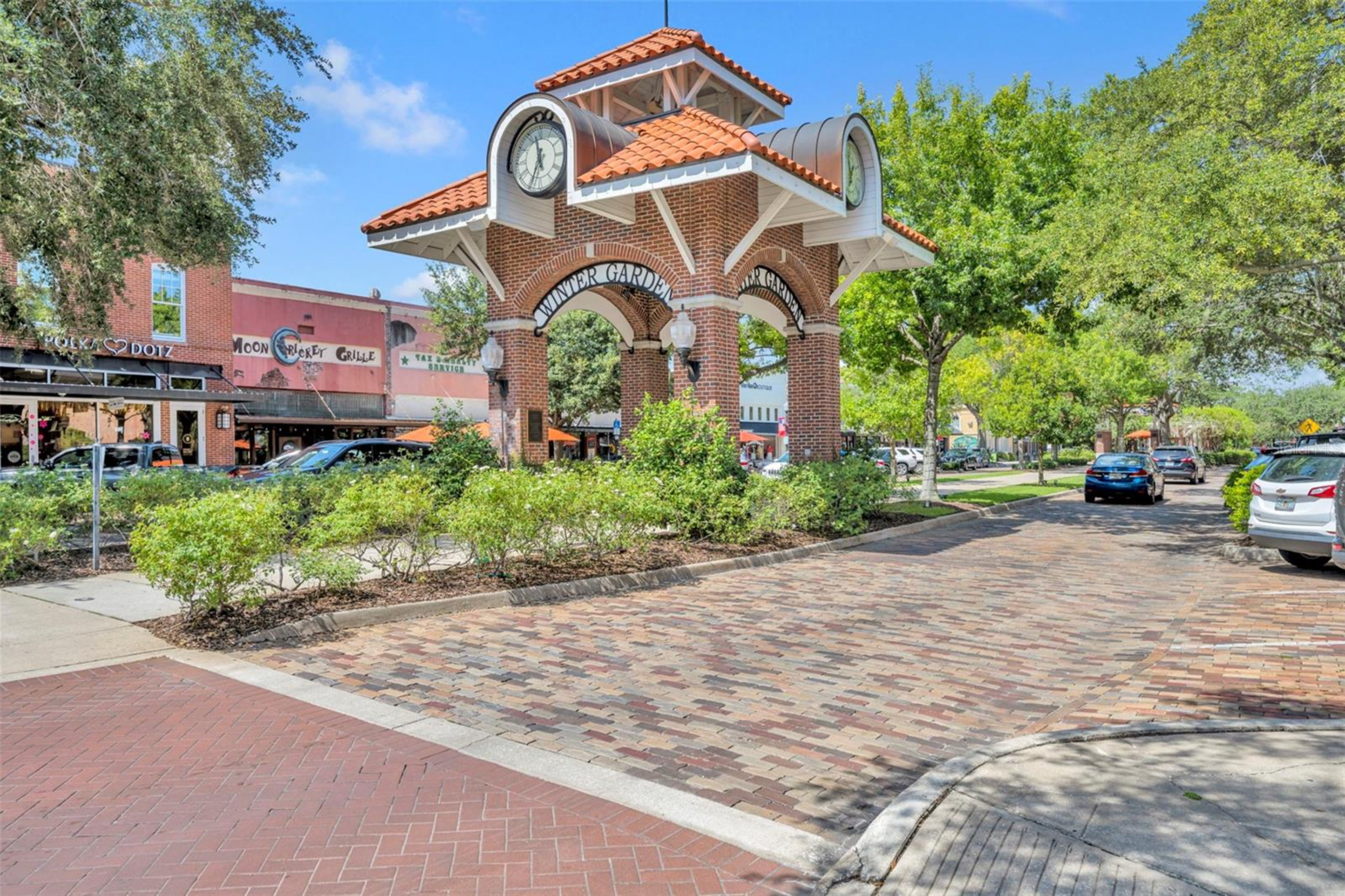Winter Garden clock tower and brick plaza on Plant Street in downtown Winter Garden, Florida