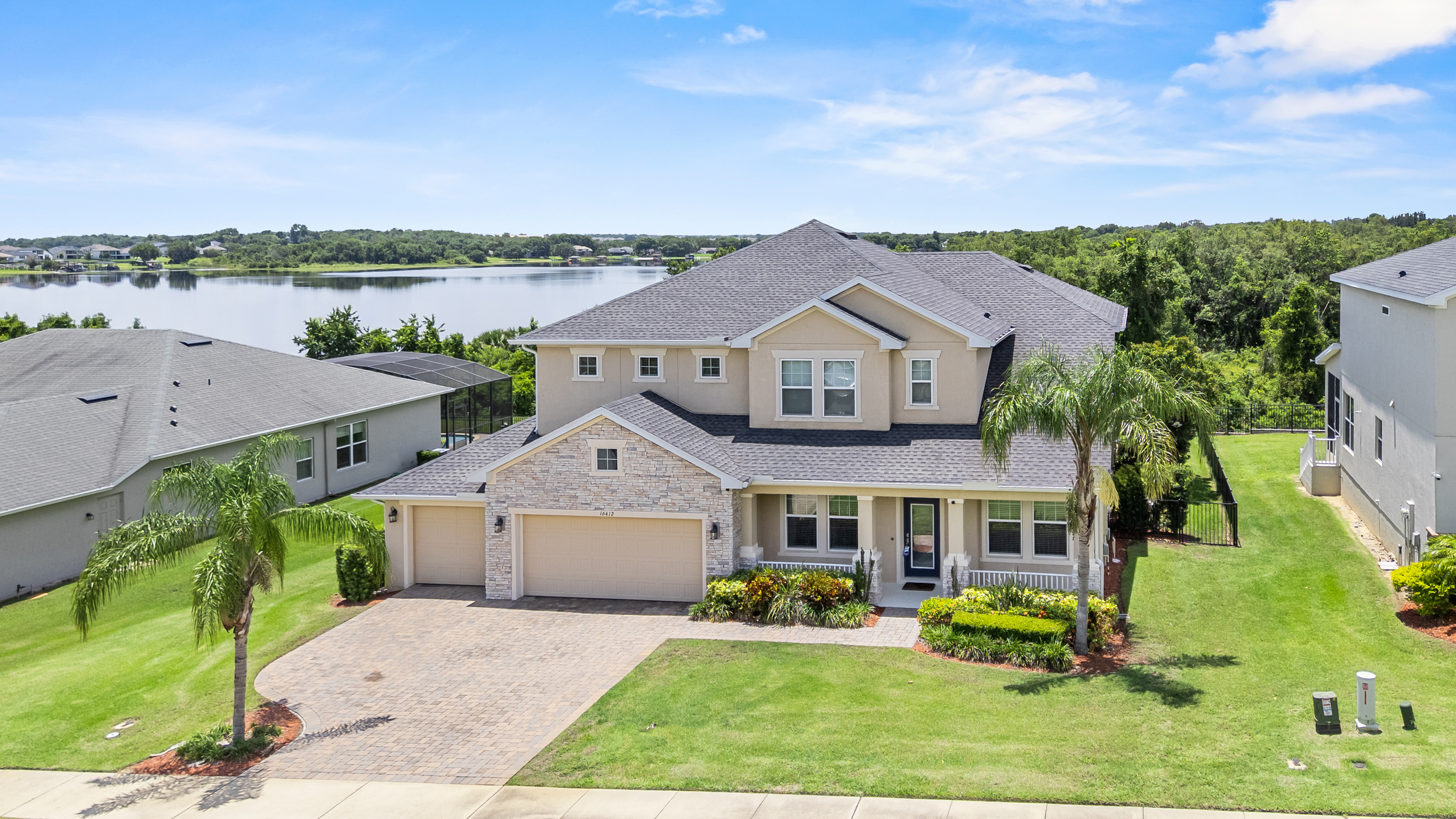 Discover the Ultimate Florida Lakefront Lifestyle in Clermont’s Premier John’s Lake Landing